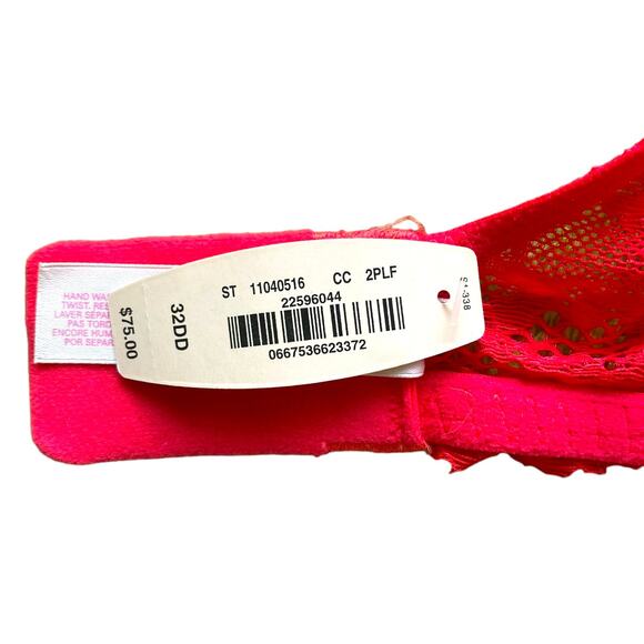 New Victoria's Secret Dream Angels Red Lace Embellished Sequin Push Up Bra 32DD - Picture 7 of 7